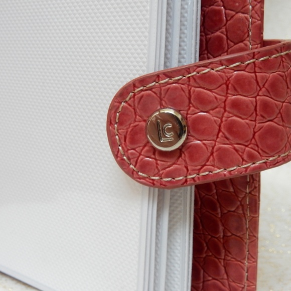 Liz Claiborne Salmon Color 4 piece wallet set - Picture 4 of 8